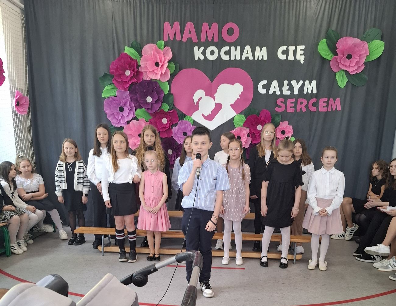 Dzień Mamy w Młodojeiwie