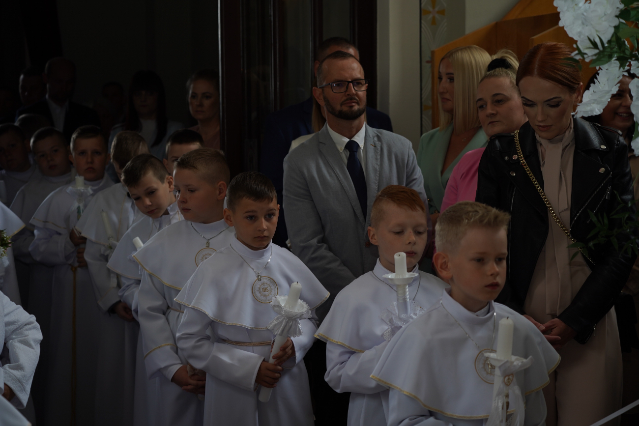 Komunia w Ostrowitem ZDJĘCIA