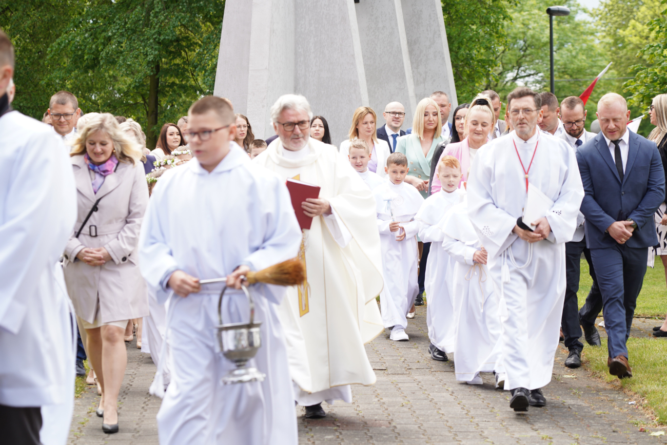 Komunia w Ostrowitem ZDJĘCIA