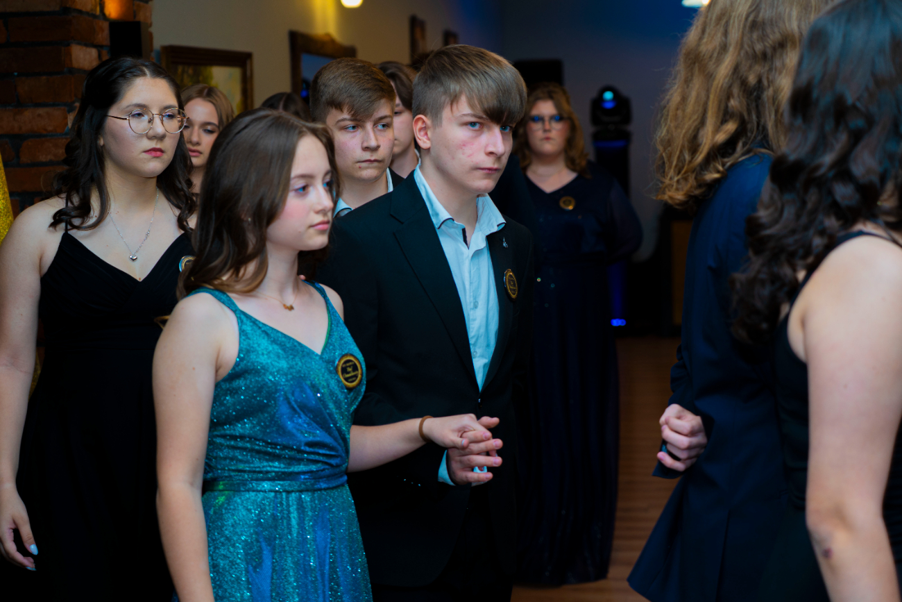 To był wyjątkowy bal. Zobacz, jak bawili się ósmoklasiści z Jedynki