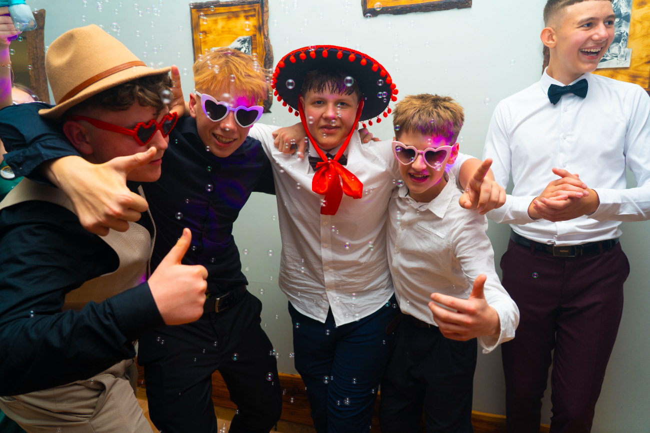To był wyjątkowy bal. Zobacz, jak bawili się ósmoklasiści z Jedynki