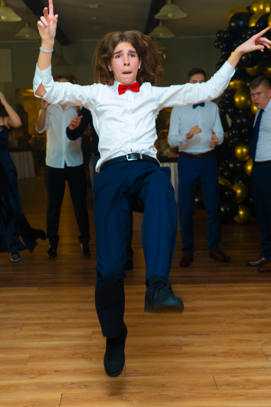 To był wyjątkowy bal. Zobacz, jak bawili się ósmoklasiści z Jedynki