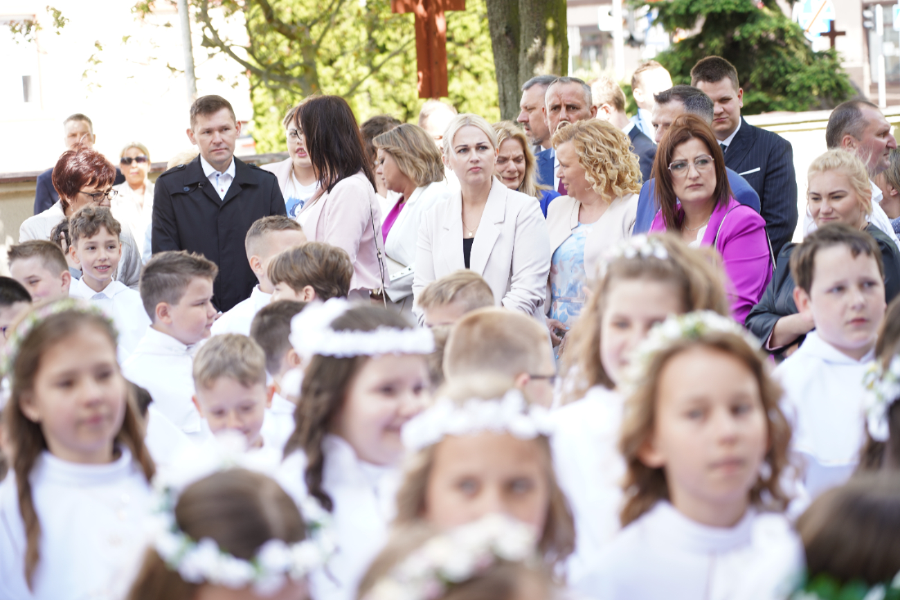 Komunia w Strzałkowie ZDJĘCIA