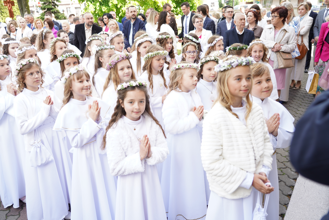 Komunia w Strzałkowie ZDJĘCIA