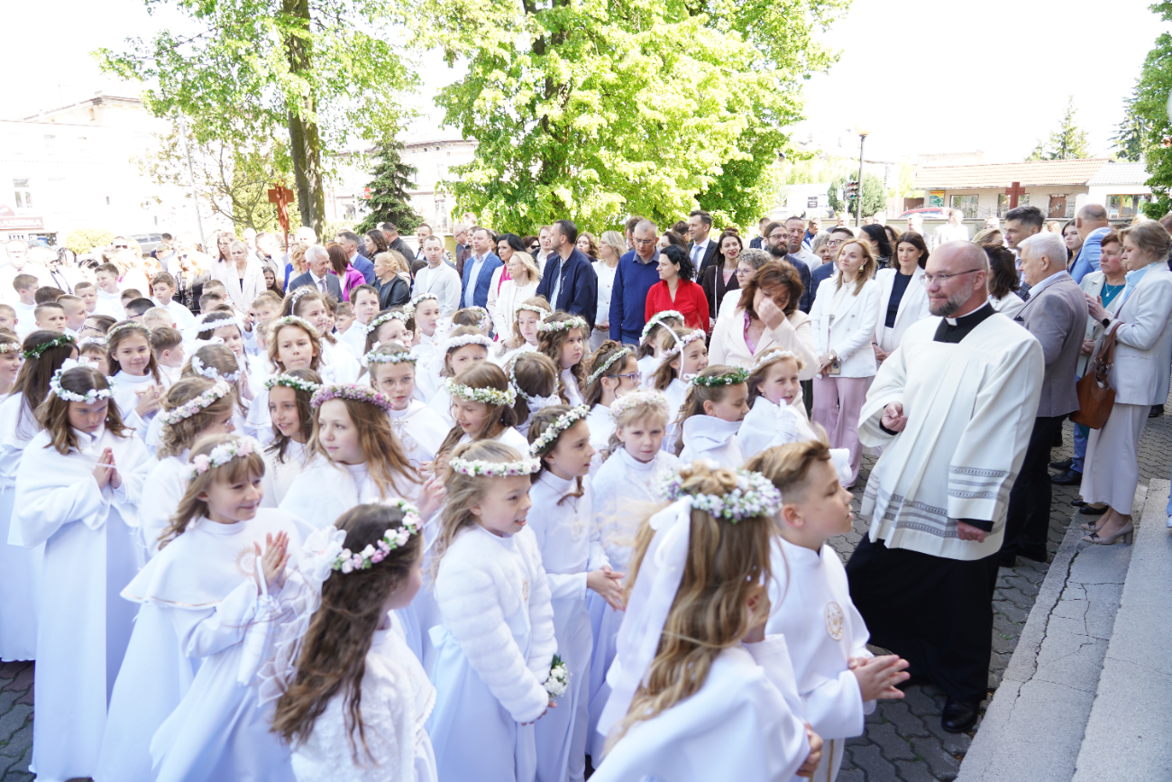 Komunia w Strzałkowie ZDJĘCIA