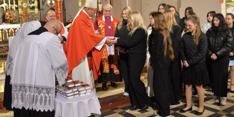 Bierzmowanie w Wawrzyńcu