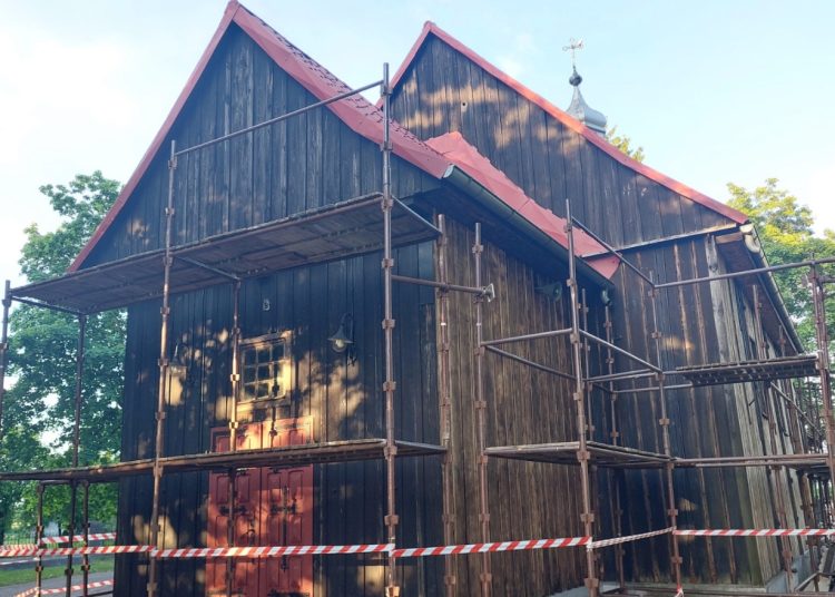 Ruszyły prace w kościele w Koszutach