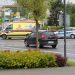 Wypadek przy rondzie. Jedna osoba zabrana do szpitala