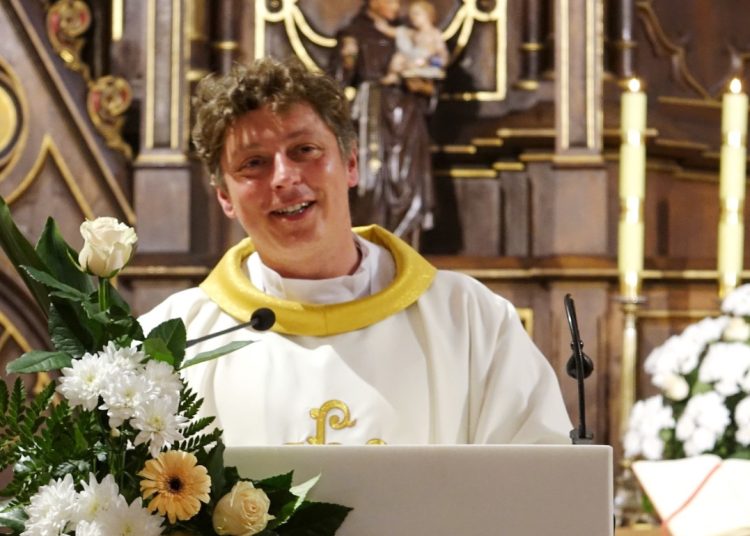 Ks. Krzysztof zmienia parafię