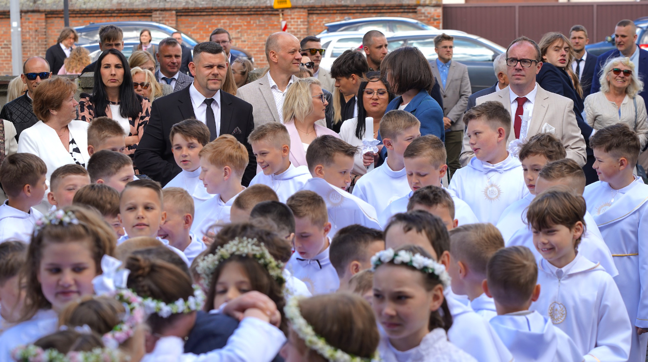 Komunia w Strzałkowie ZDJĘCIA