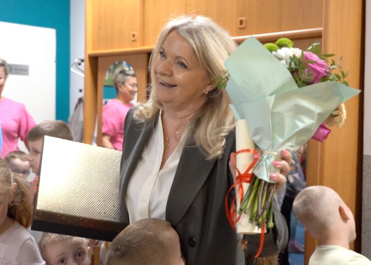 Wyjątkowe Sto lat dla Pani Dyrektor. „Dla takich chwil warto żyć” FILM