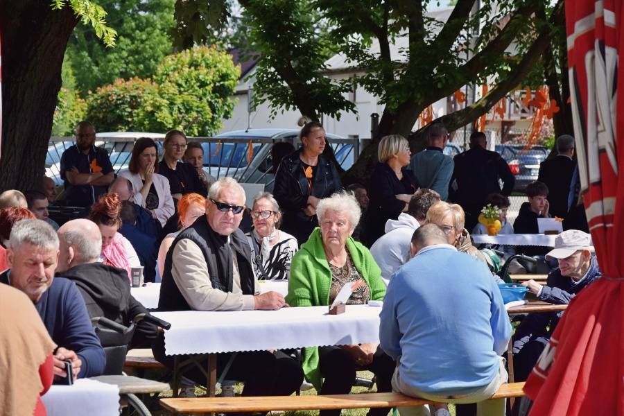 Prawie 500 osób w DPSie. To był wyjątkowy dzień ZDJĘCIA