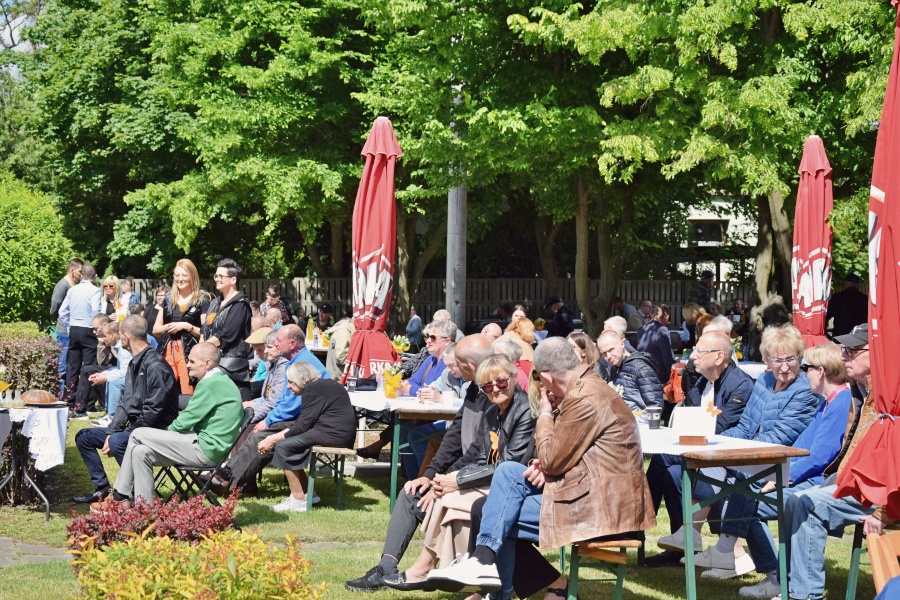 Prawie 500 osób w DPSie. To był wyjątkowy dzień ZDJĘCIA