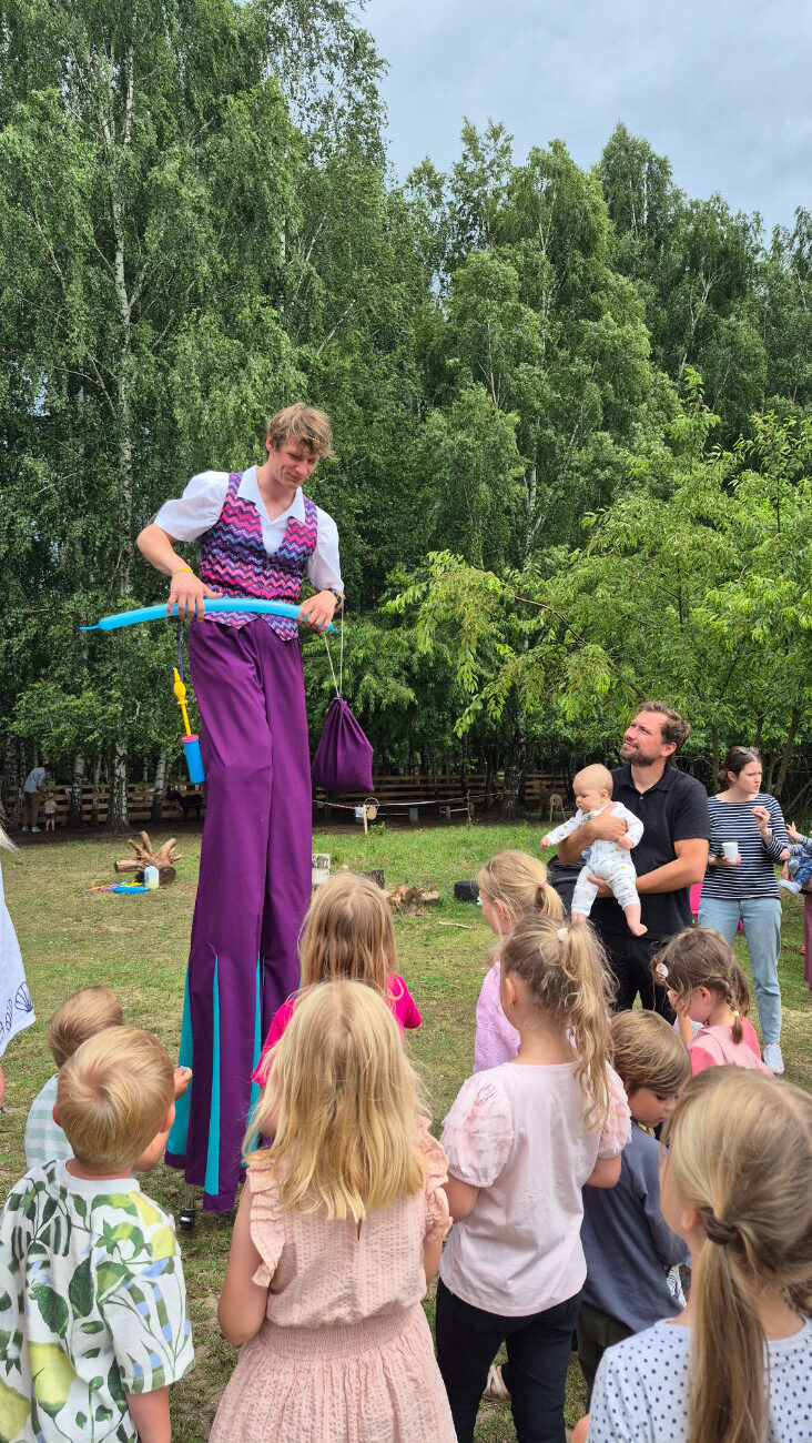 Lisia Baza kończy drugi rok zabawy i edukacji na dworze