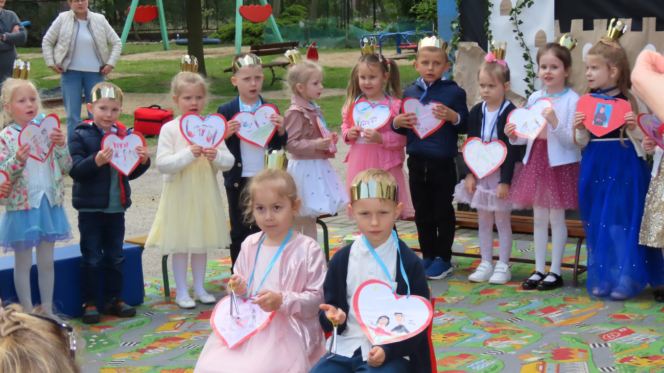 Królewski piknik w Dolanach