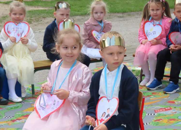 Królewski piknik w Dolanach