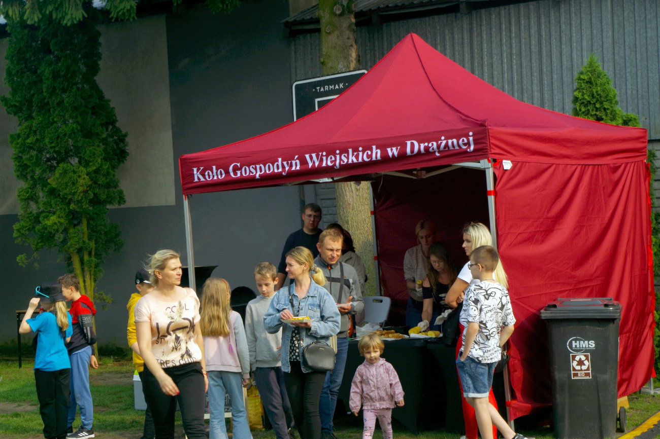 Rewelacyjny festyn w Drążnej