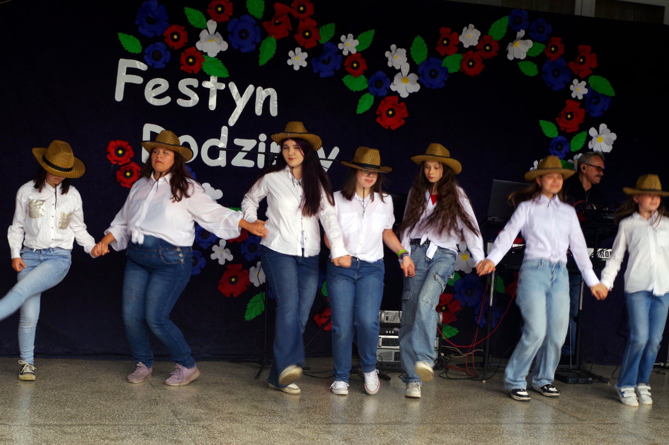 Rewelacyjny festyn w Drążnej