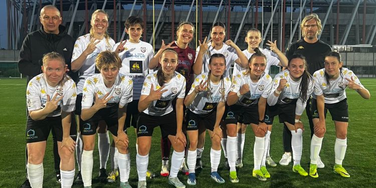 Do pierwszego miejsca zabrakło jednego punktu