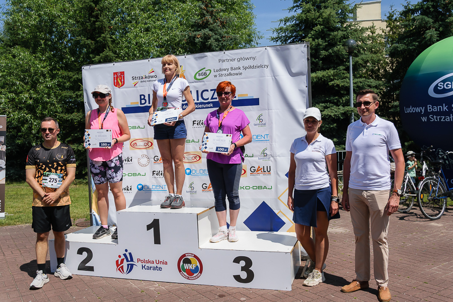 Biegło prawie 200 zawodników. Zobacz zdjęcia ze Strzałkowa