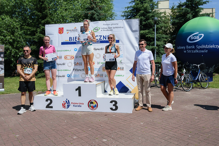 Biegło prawie 200 zawodników. Zobacz zdjęcia ze Strzałkowa