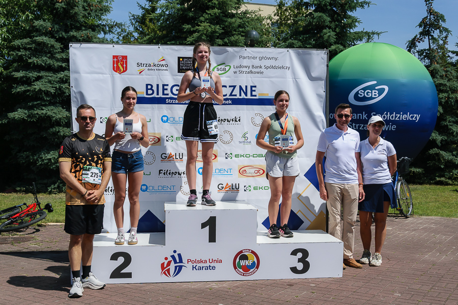Biegło prawie 200 zawodników. Zobacz zdjęcia ze Strzałkowa