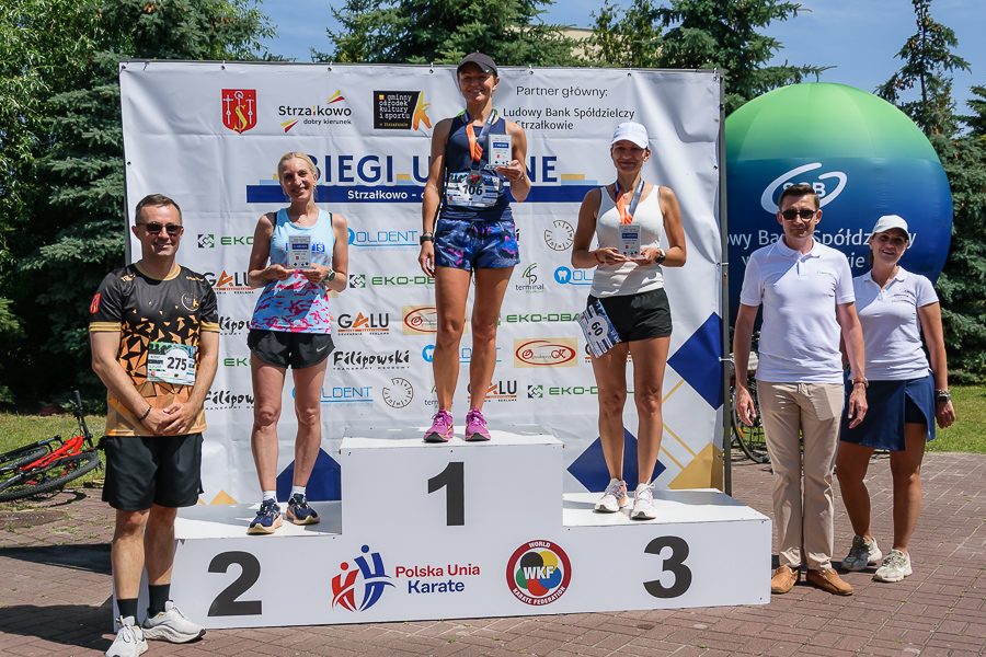 Biegło prawie 200 zawodników. Zobacz zdjęcia ze Strzałkowa