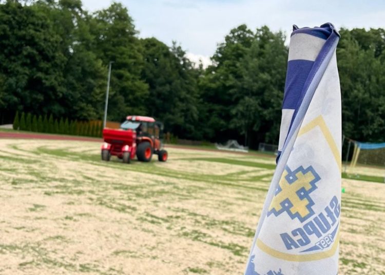 Boiska przechodzą kompleksową renowację