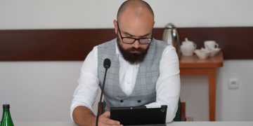 Mikołaj Niezbecki apeluje do dyrekcji szpitala. Chodzi o pielęgniarki