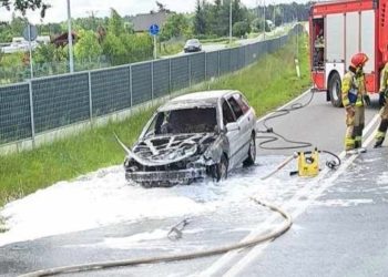 W Polanowie zapalił się samochód