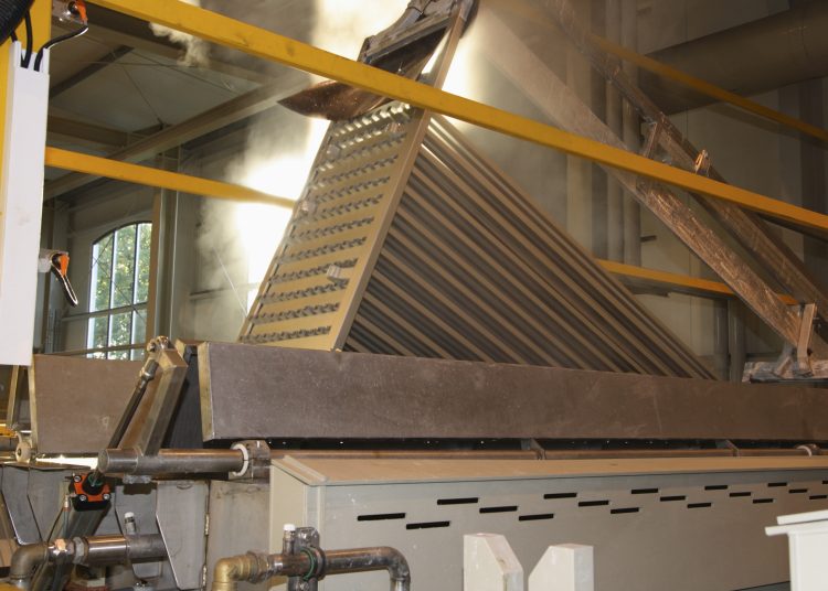 Trwałe barwienie aluminium – przewaga anodowania nad malowaniem proszkowym