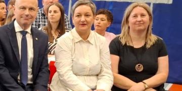 14 lat pełniła ważną funkcję. Nagrodzili ją wielkimi brawami