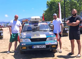 Starym Polonezem pojechali do Turcji