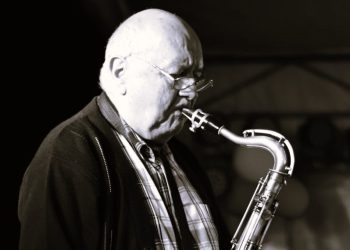 „Miał cechę komików zabawiających ludzi”. Odszedł Grzegorz „Winer” Nowicki