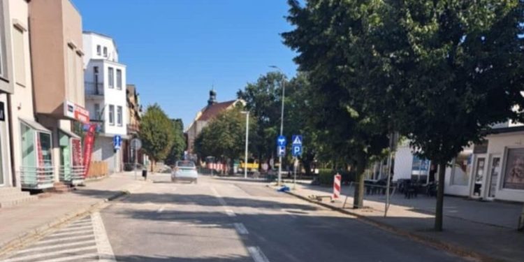 Zakończyli kolejny etap prac. Na słupeckim rynku pojedziemy inaczej