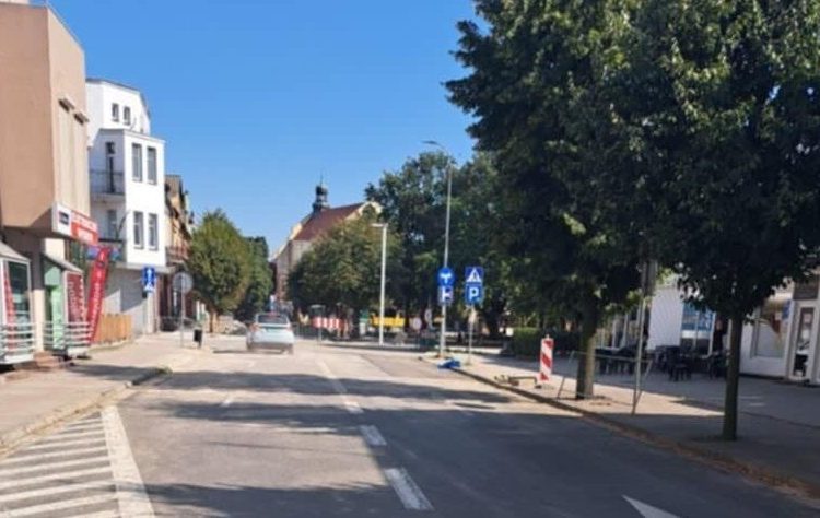 Zakończyli kolejny etap prac. Na słupeckim rynku pojedziemy inaczej