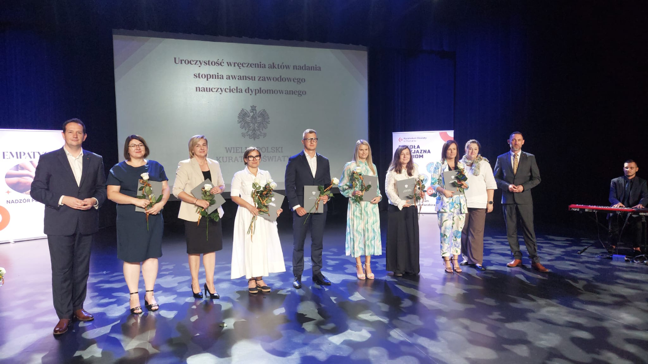 To najwyższy stopień. Nauczyciele odebrali awanse