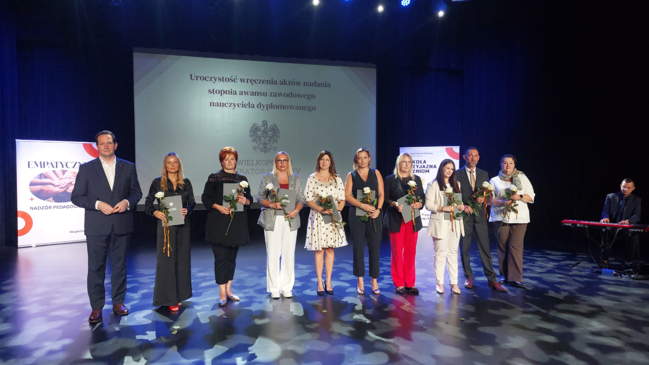 To najwyższy stopień. Nauczyciele odebrali awanse