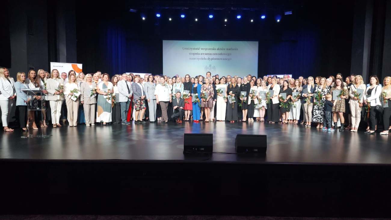 To najwyższy stopień. Nauczyciele odebrali awanse