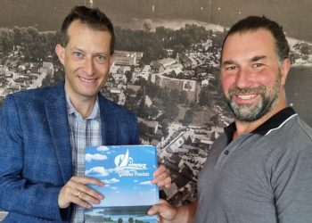 Zazieleni się przy szkole. Powstaną tam ogrody deszczowe