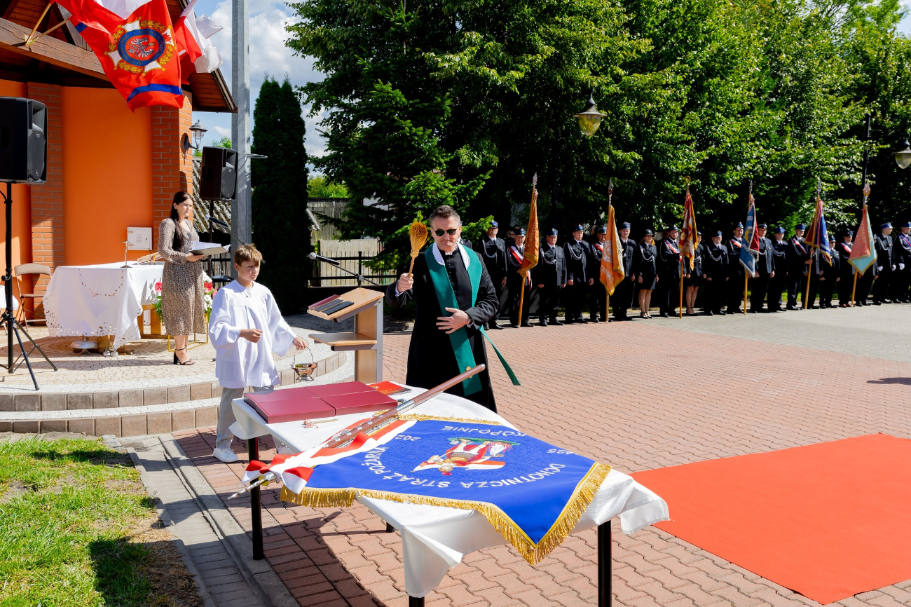 Strażacy świętowali okrągłą rocznicę. W szeregi jednostki wstąpił „Janek”