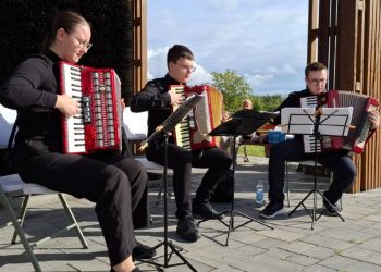 Akordeony opanowały promenadę