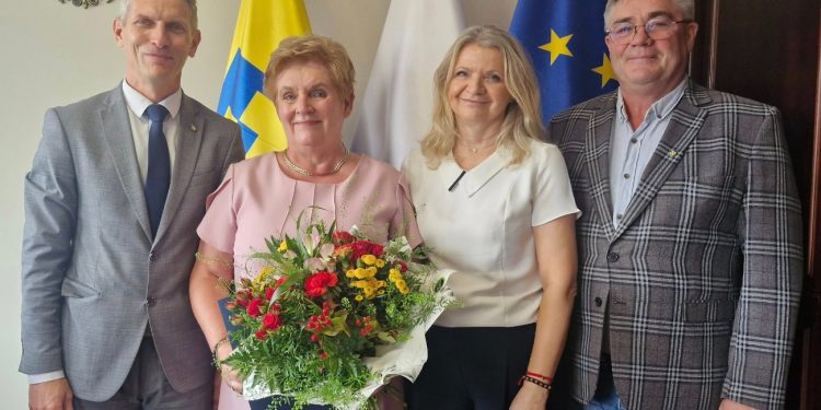 Wiele lat pracowała w przedszkolu. Przeszła na emeryturę