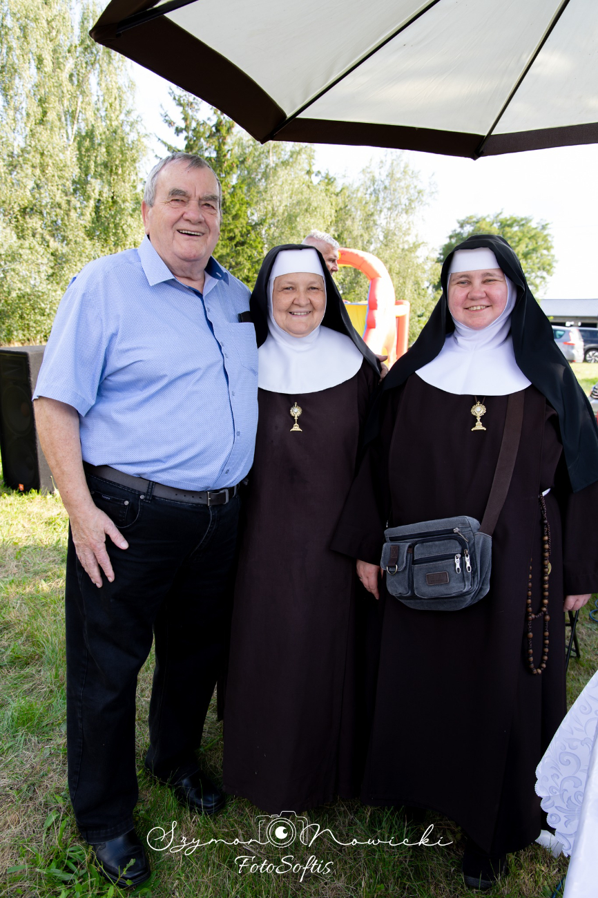 Najpierw Msza Św., potem zabawa. Działo się dziś w Rokoszu