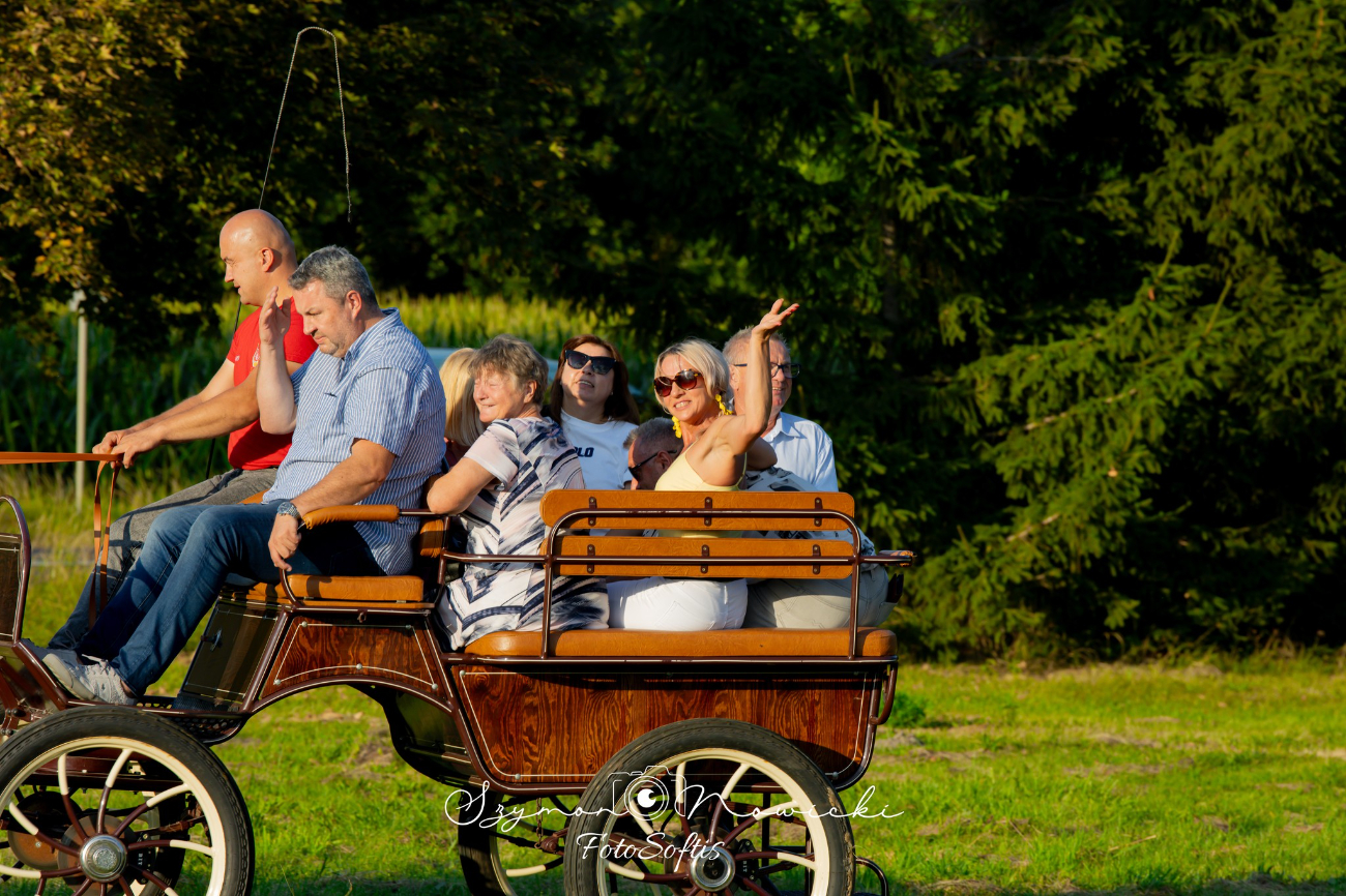 Najpierw Msza Św., potem zabawa. Działo się dziś w Rokoszu