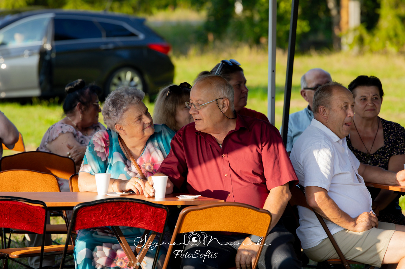Najpierw Msza Św., potem zabawa. Działo się dziś w Rokoszu
