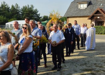 Podziękują za plony. Będzie swojskie jadło i wystawa zabytkowych maszyn
