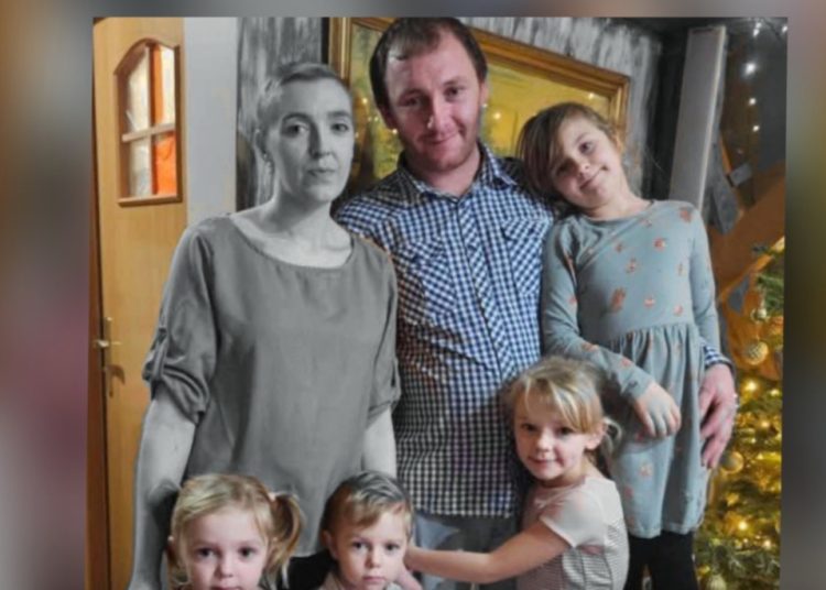 Został sam z czwórką małych dzieci. Obiecał żonie, że się nie podda