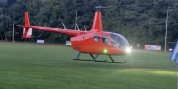 To nie zdarza się często. Na koncert w Słupcy przyleciał helikopterem