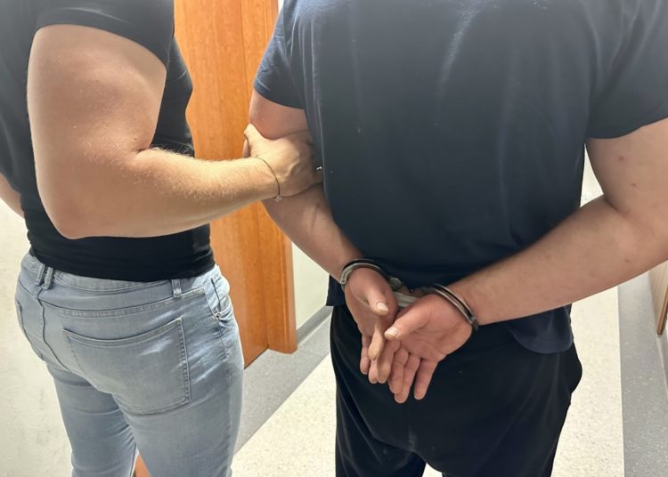 W okolicy: Po pijaku, z dożywotnim zakazem, kradzionym autem